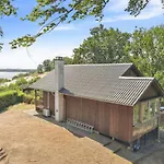 בית נופש Sighbiorn - 150m To The Fjord By Interhome בורקופ