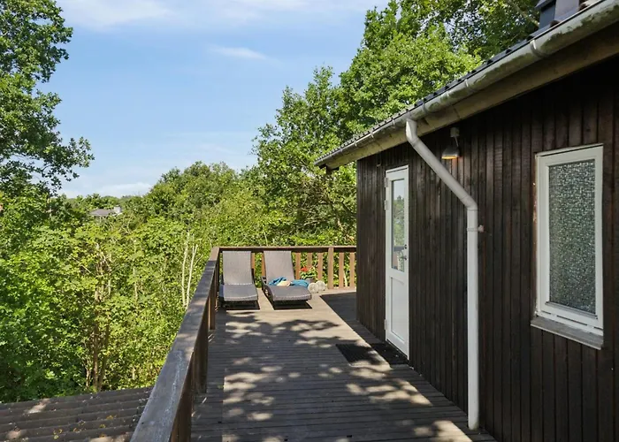 Sighbiorn - 150m To The Fjord By Interhome 別荘